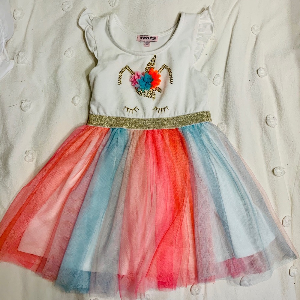 Chenault Girl sz 4 Unicorn Rainbow Dress